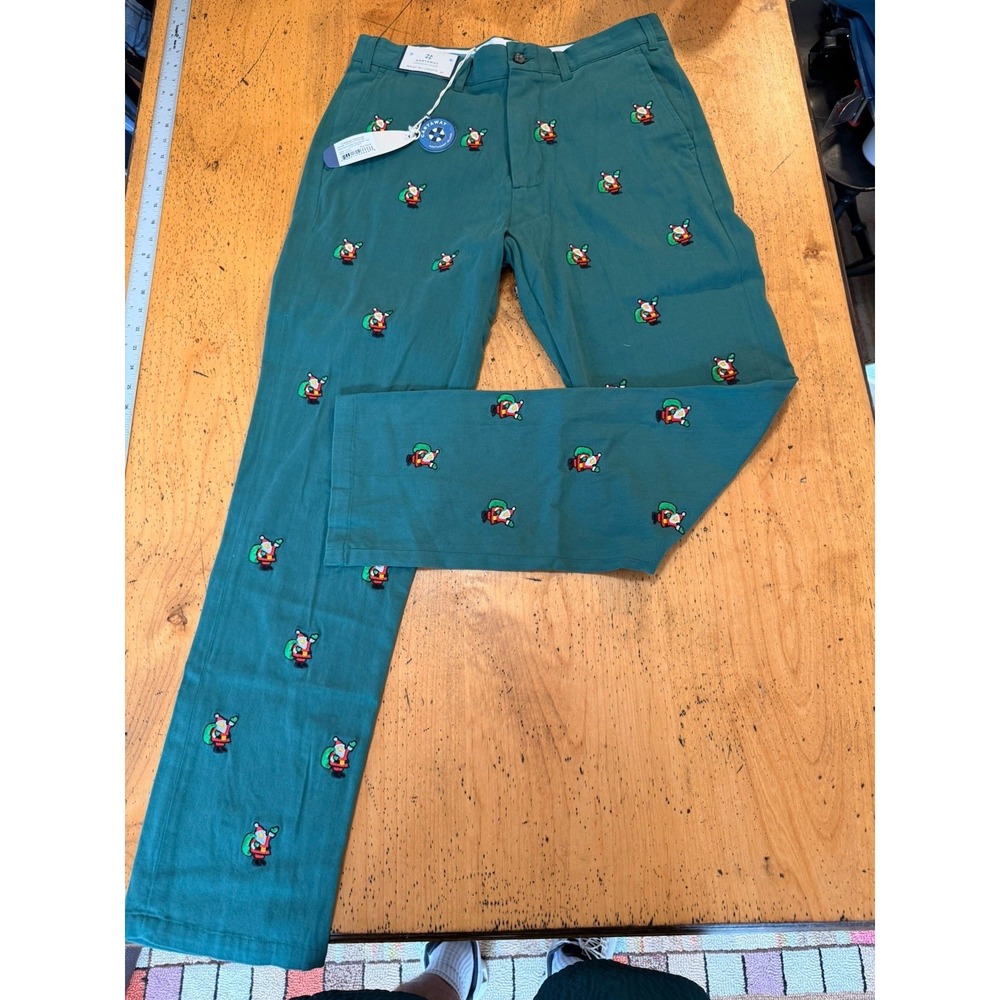 New CASTAWAY Nantucket Island Santa Embroidered Pants Men 35x32